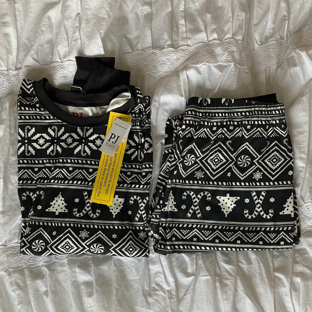 PJ Place kids Christmas set ( BRAND NEW)